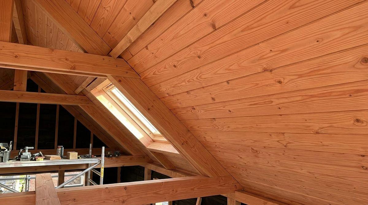 Douglashout Oss – balken, planken & palen